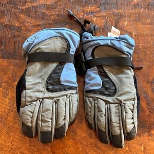 Women’s snow gloves